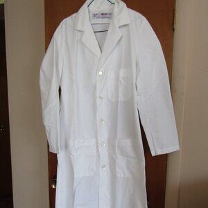 Lab Coat size 34 NWOT Red Kap Image Plus Unisex 3-Pocket Full Length S-M Size
